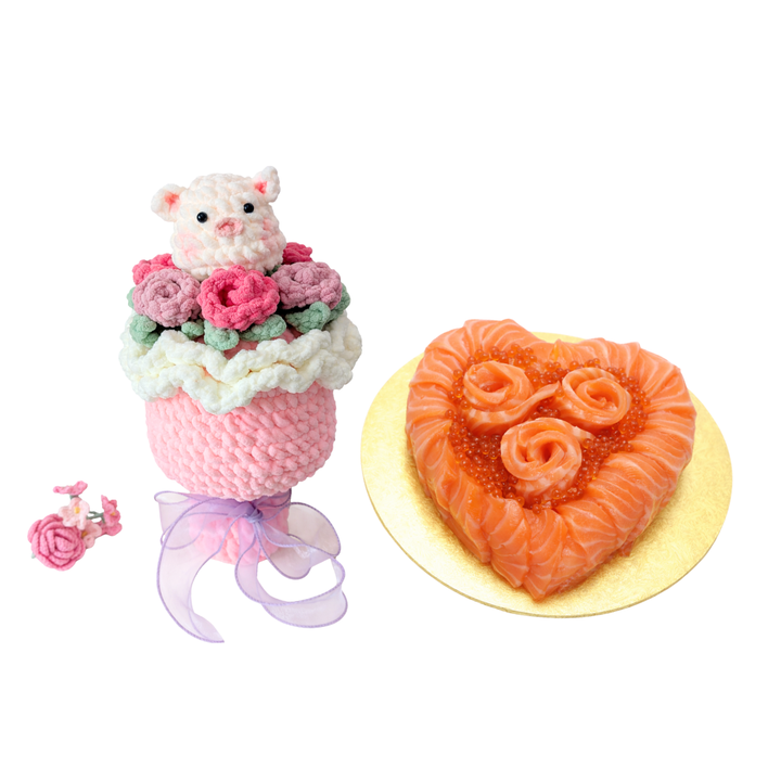 Combo Set (Plush Bouquet & Sashimi Cake)